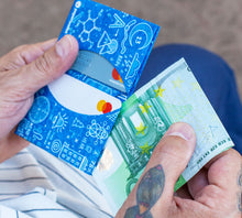 Blueprint Micro RFID wallet. Modrá detská, dámska alebo pánska peňaženka Paperwallet s RFID ochranou